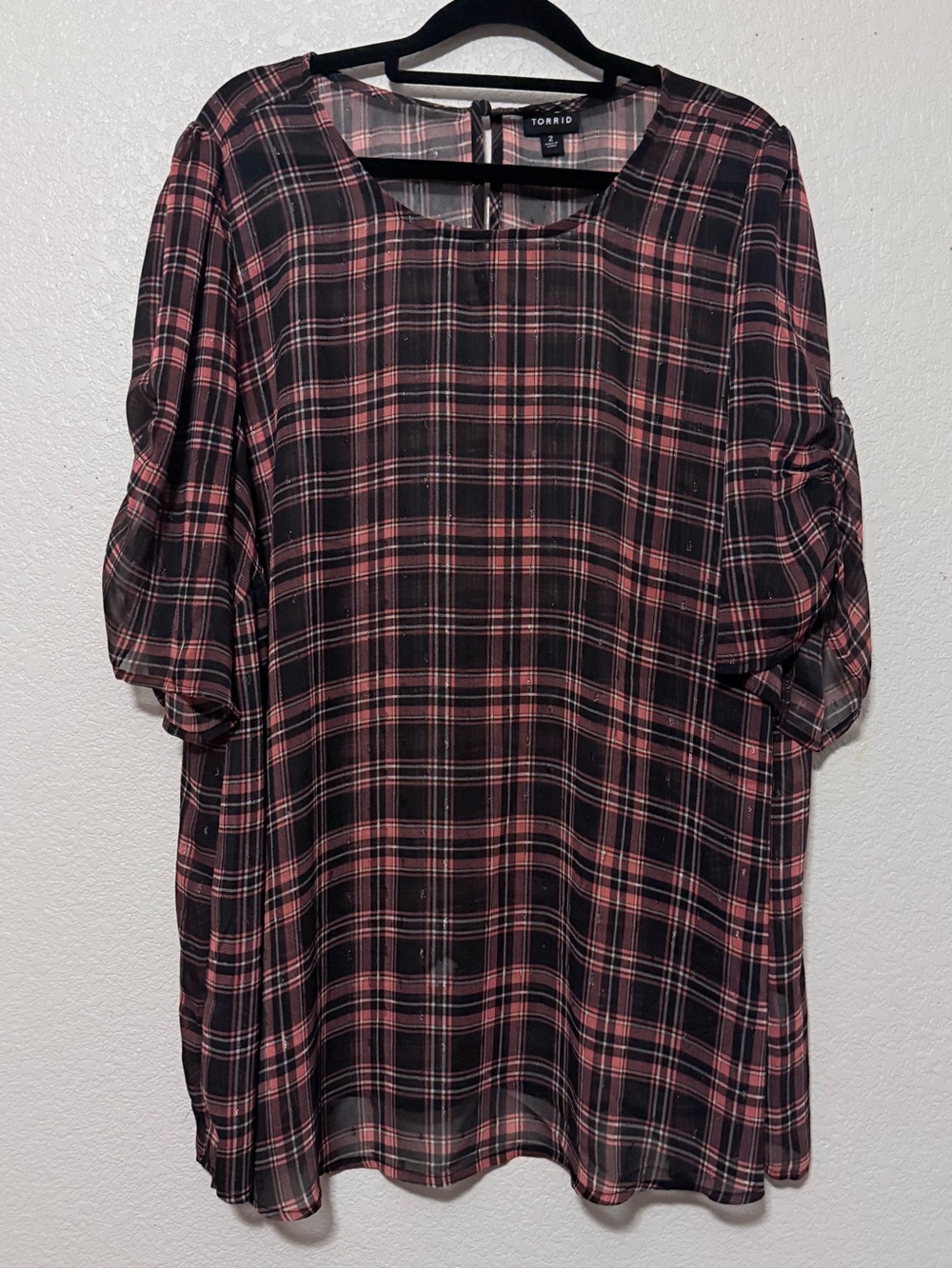 torrid Pink and Black Plaid Roll-Tab Tunic 0326